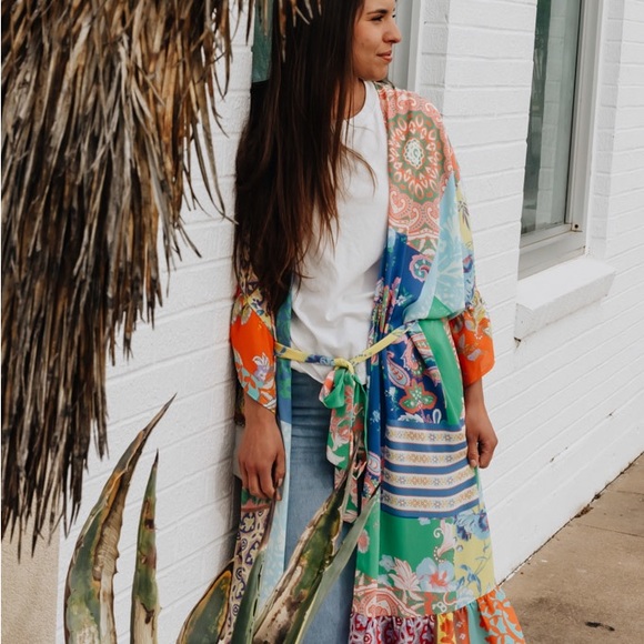 Splendor Kimono made in Guatemala - $92 - Picture 2 of 11